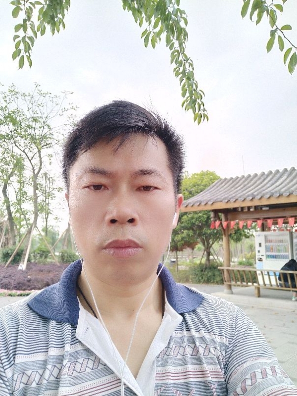 一个人的孤单的第一张照片--资阳中老年相亲网